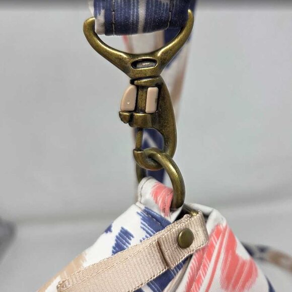 Pacsafe Stylesafe Anti-Theft Convertible Crossbody Bag purse in Ikat Coral - Picture 6 of 11